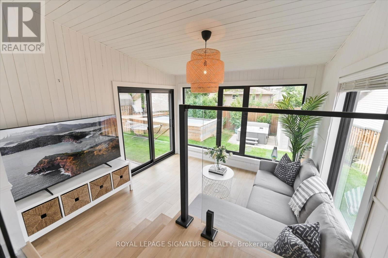 995 DORMER STREET Image 17