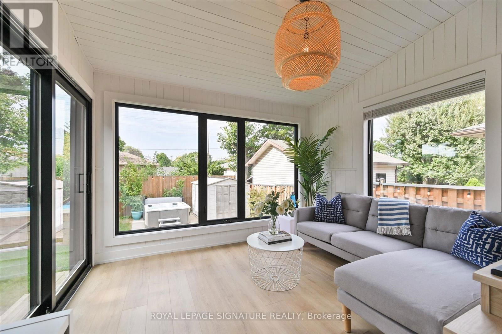 995 DORMER STREET Image 18
