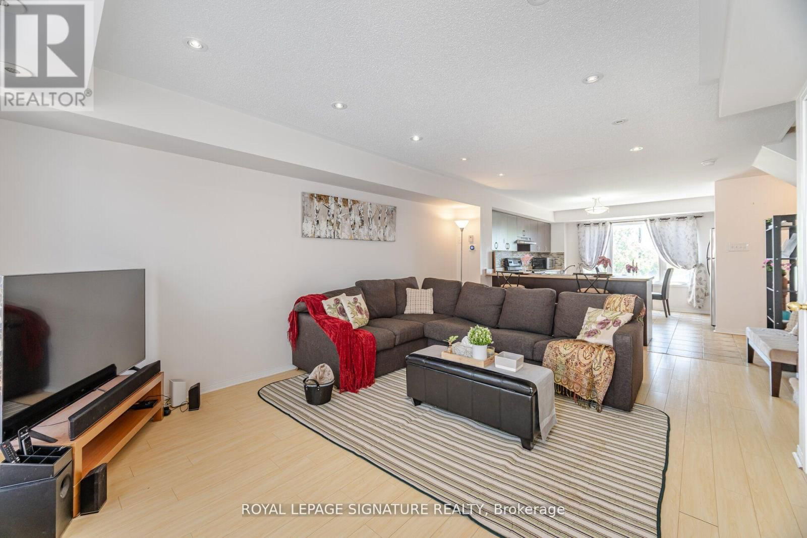 3 - 4855 HALF MOON GROVE Image 12