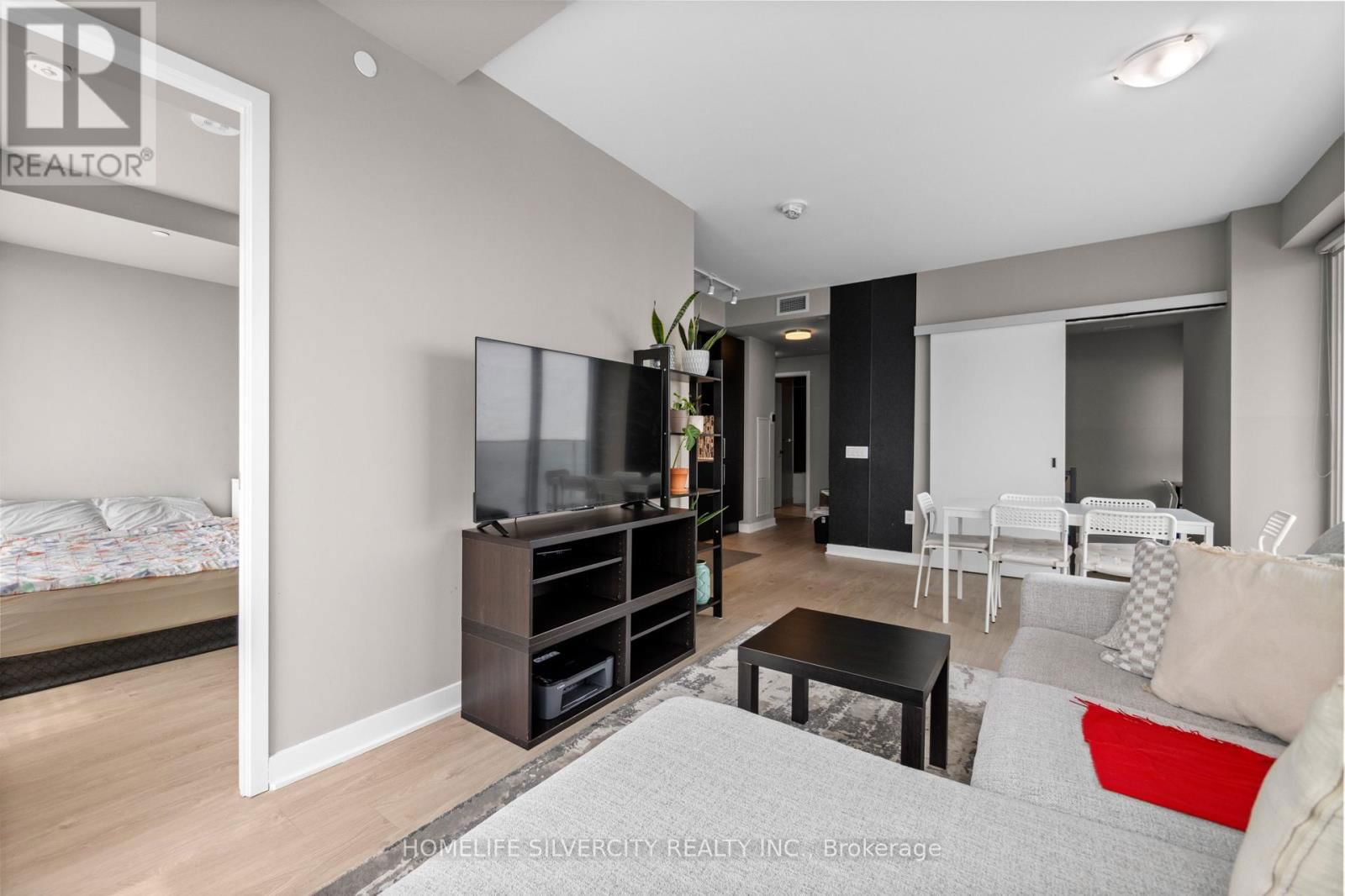 4604 - 3900 CONFEDERATION PARKWAY Image 26