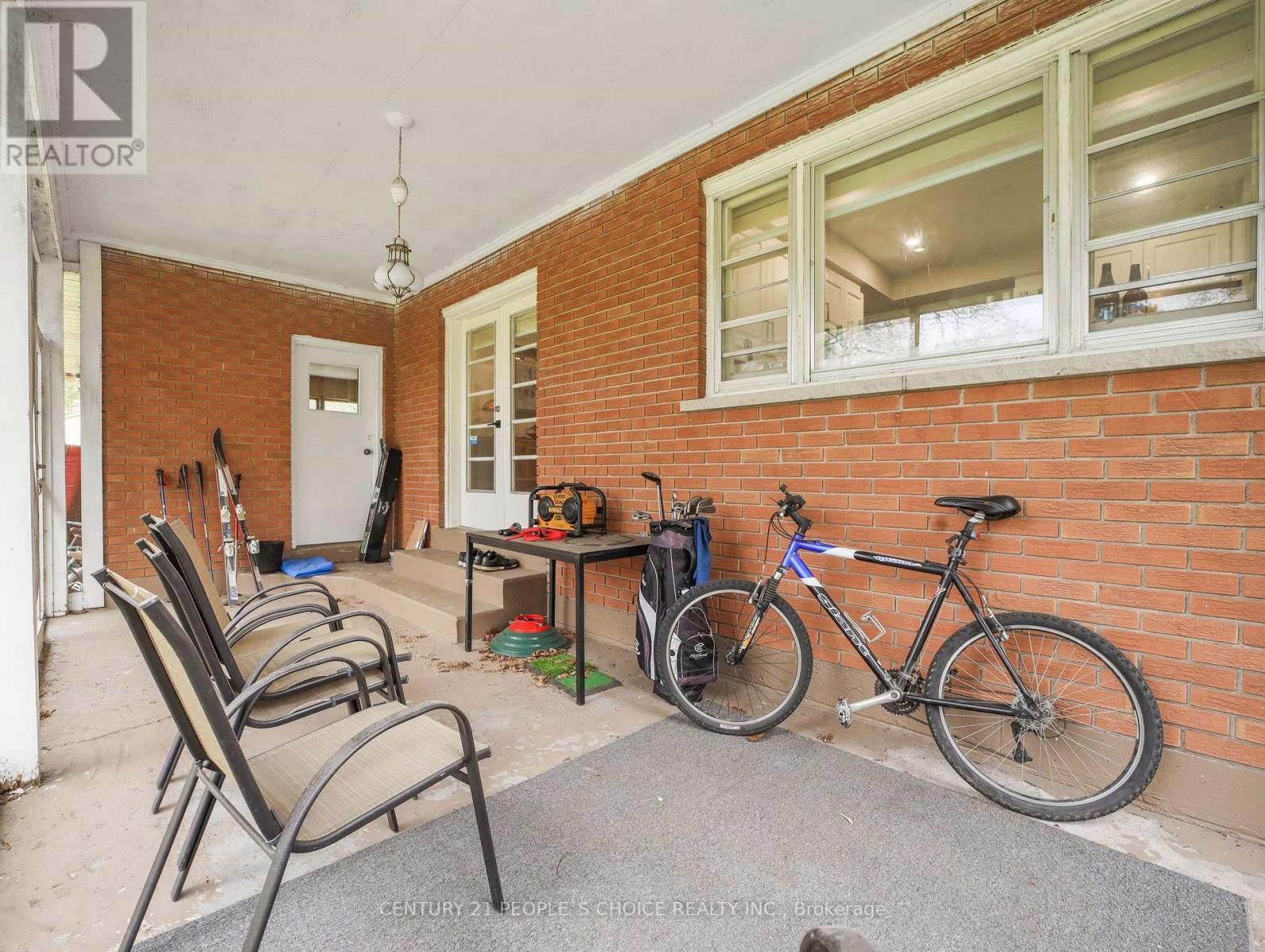 167 BLUE WATER PLACE Image 24