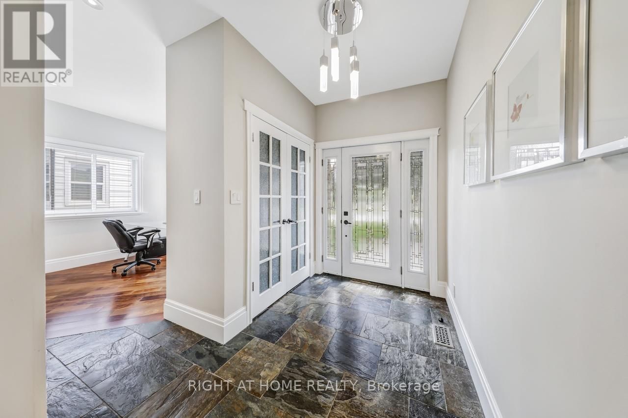 921 AVIATION ROAD Image 10