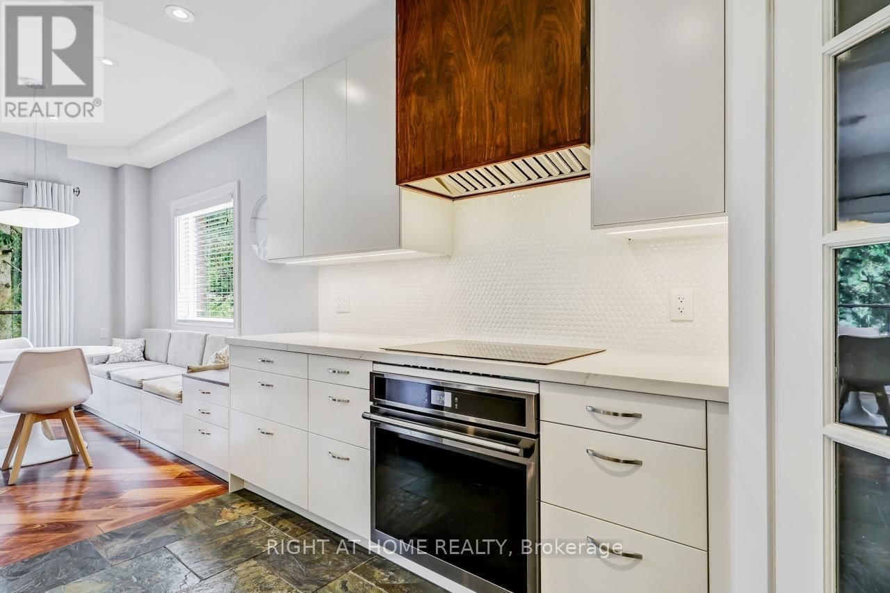 921 AVIATION ROAD Image 19
