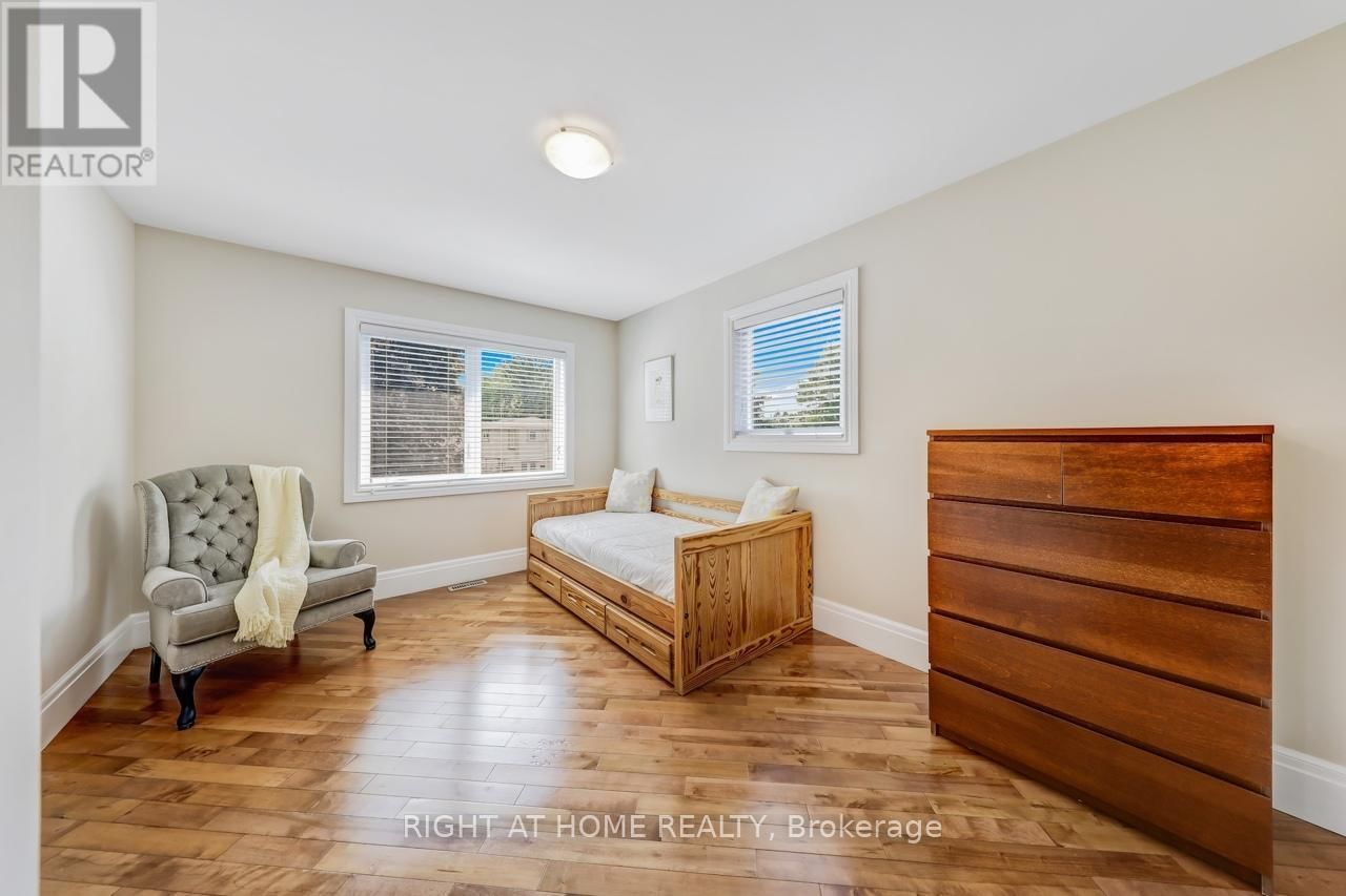 921 AVIATION ROAD Image 38