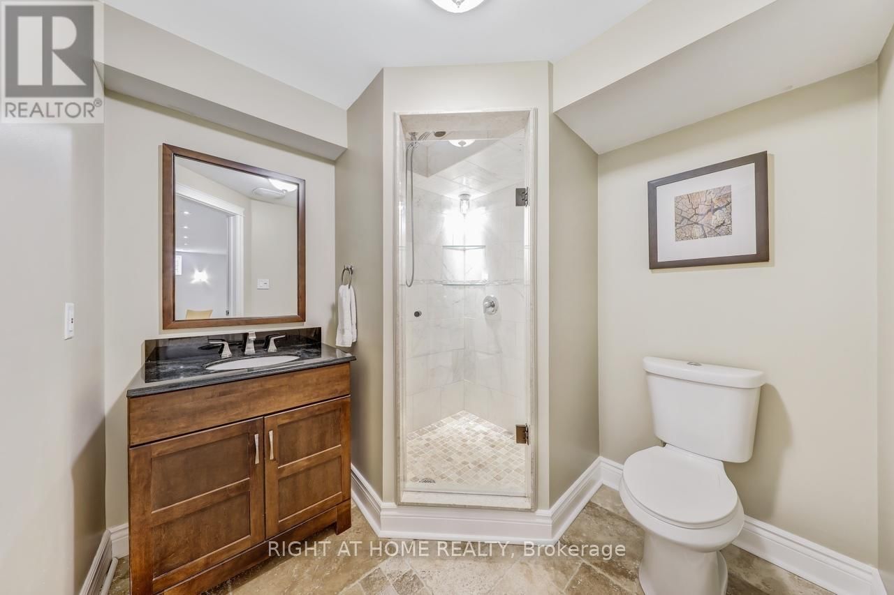 921 AVIATION ROAD Image 44