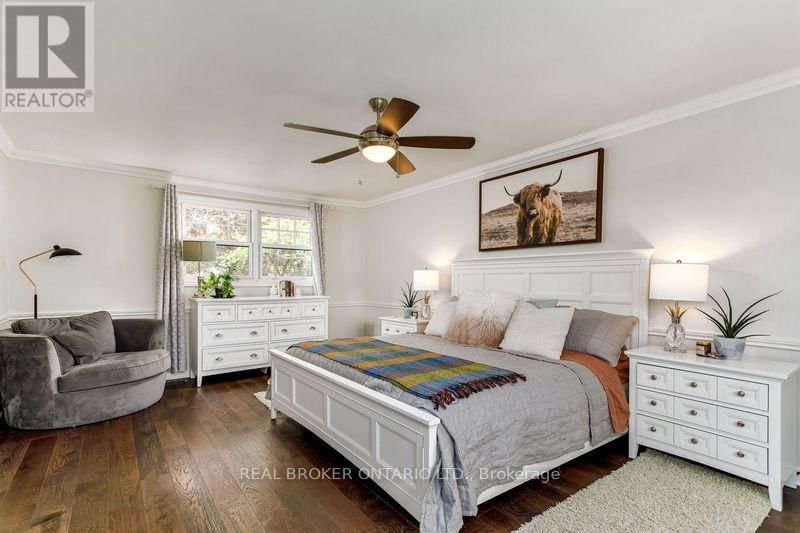 4499 TREMINEER AVENUE Image 21