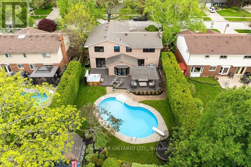4499 TREMINEER AVENUE Image 44