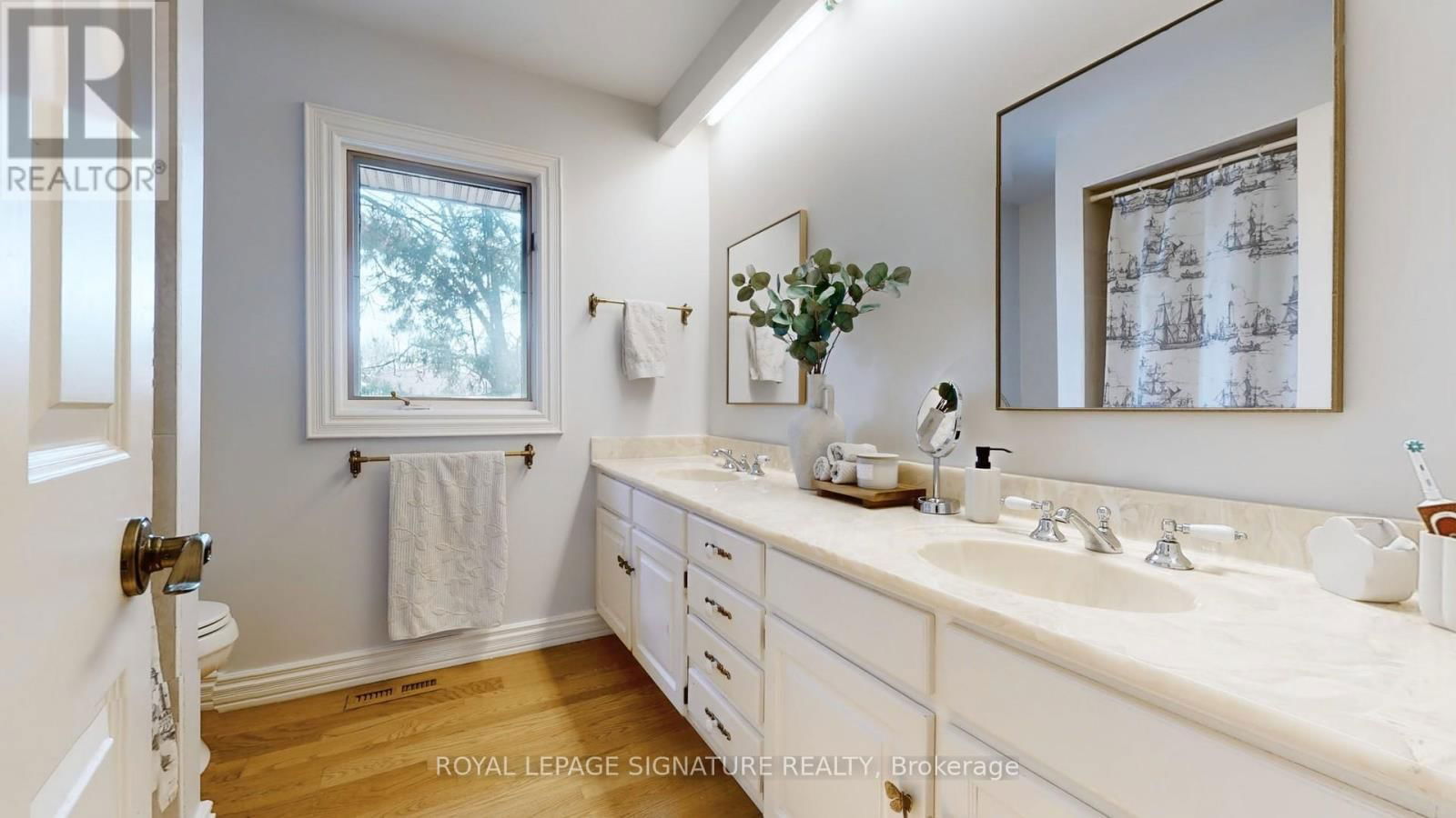 4086 SUMMIT COURT Image 30