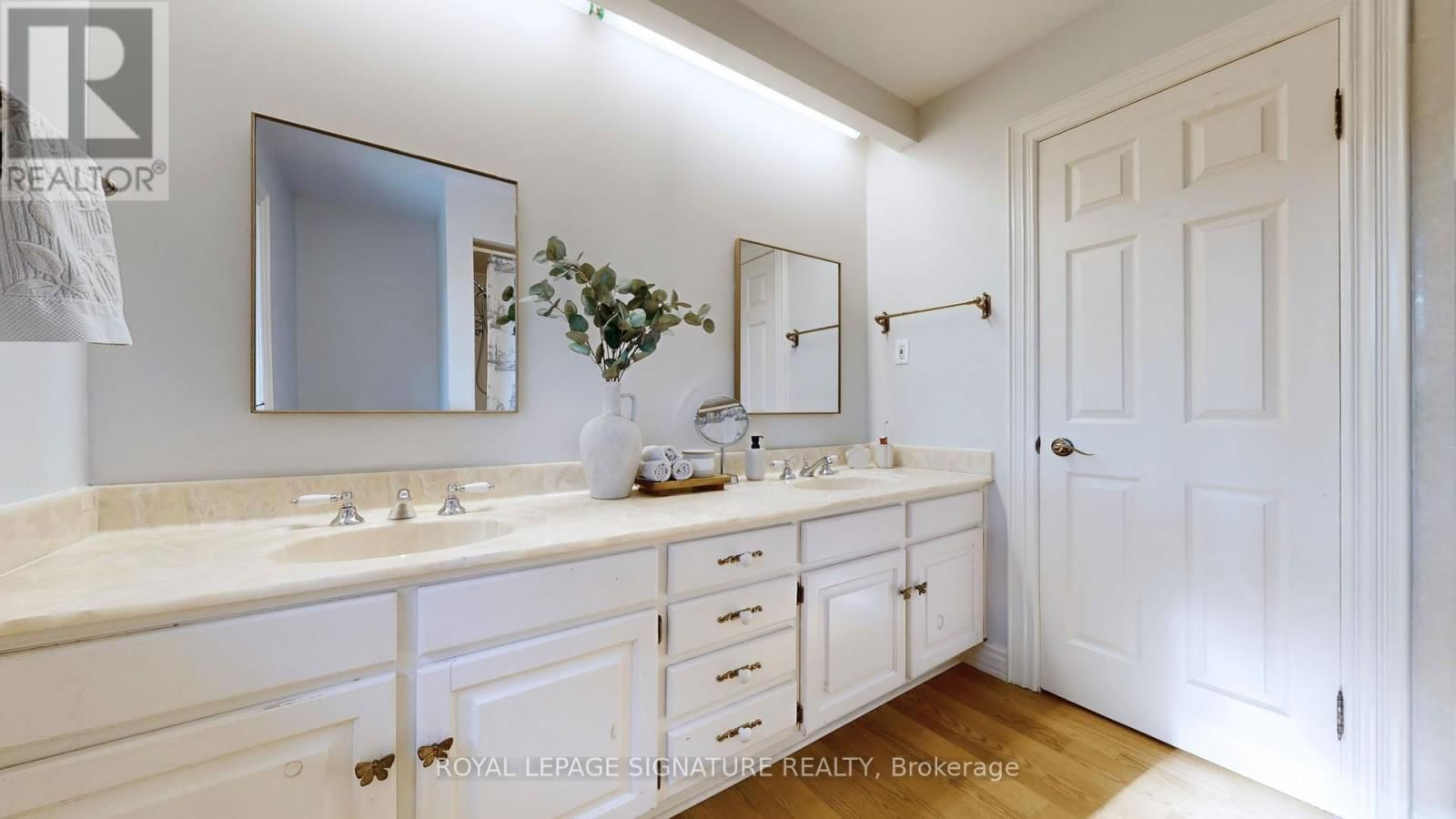 4086 SUMMIT COURT Image 31