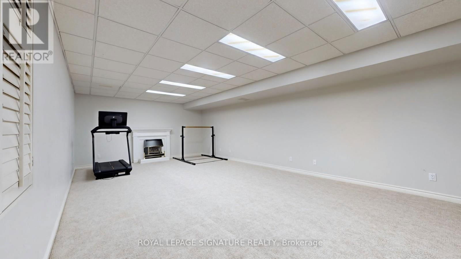 4086 SUMMIT COURT Image 37