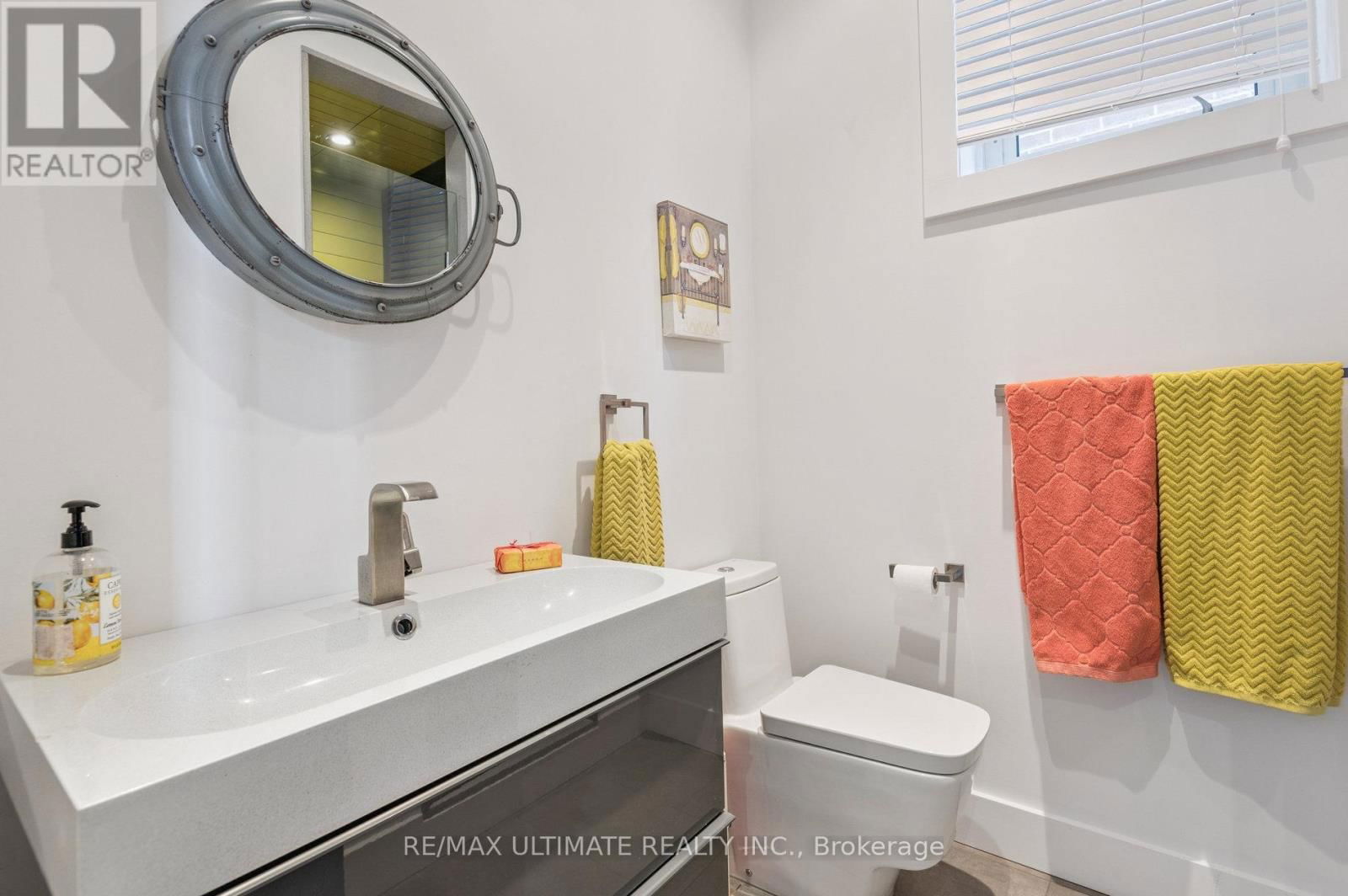 1139 GLENGROVE AVENUE WEST Image 41