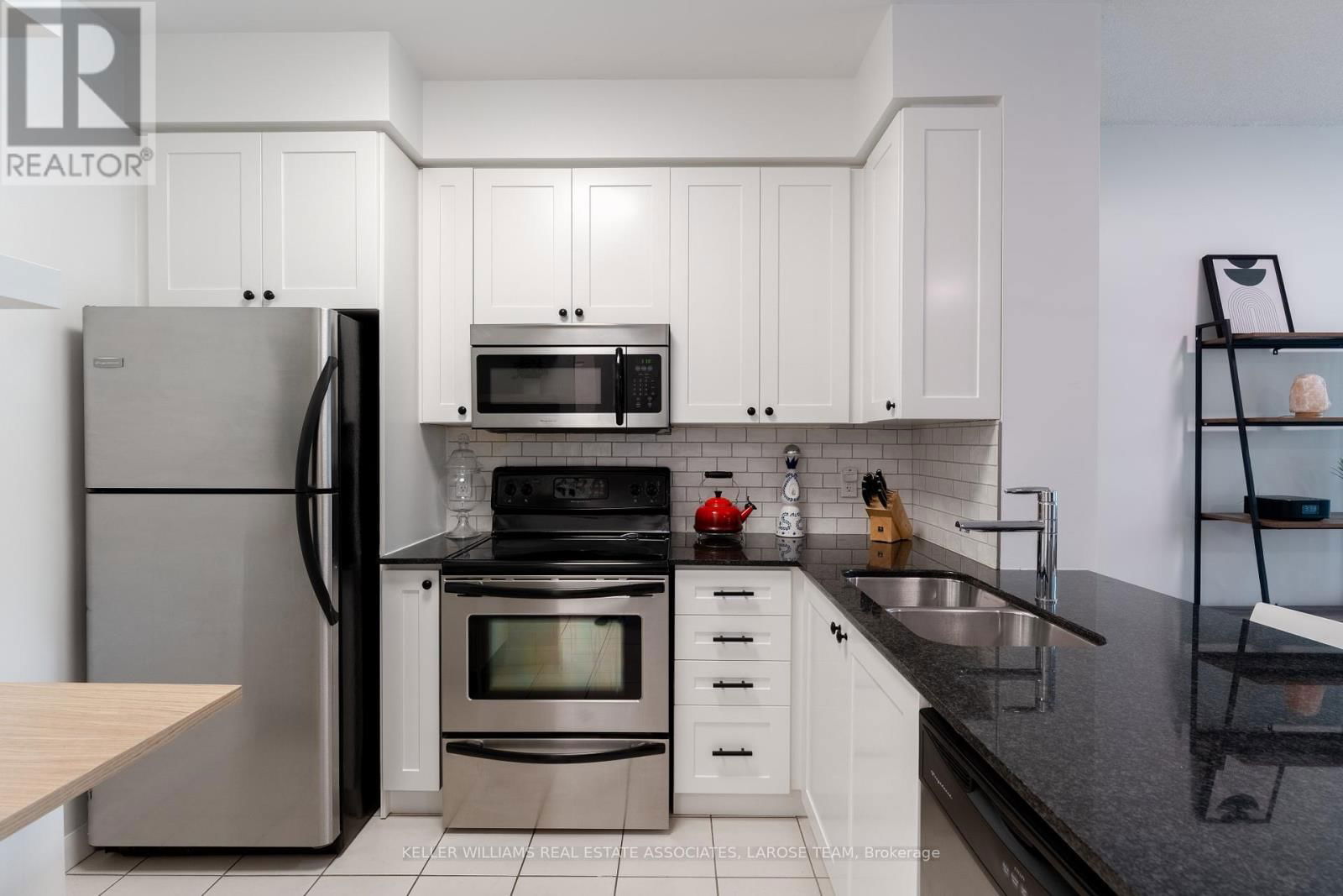 102 - 225 SHERWAY GARDENS ROAD Image 7