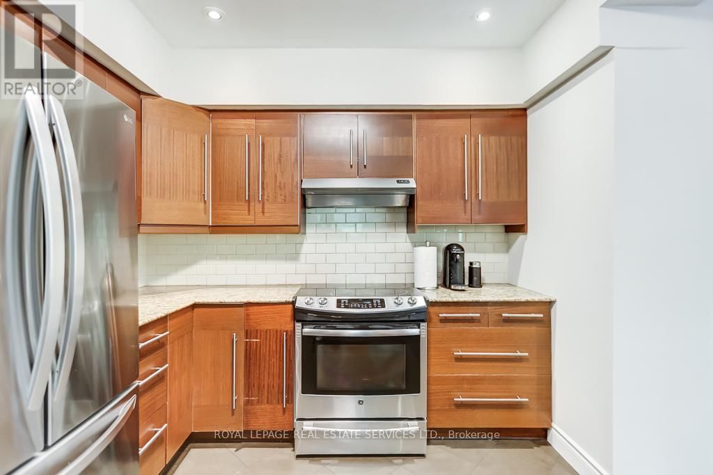 44 ANGLESEY BOULEVARD Image 16