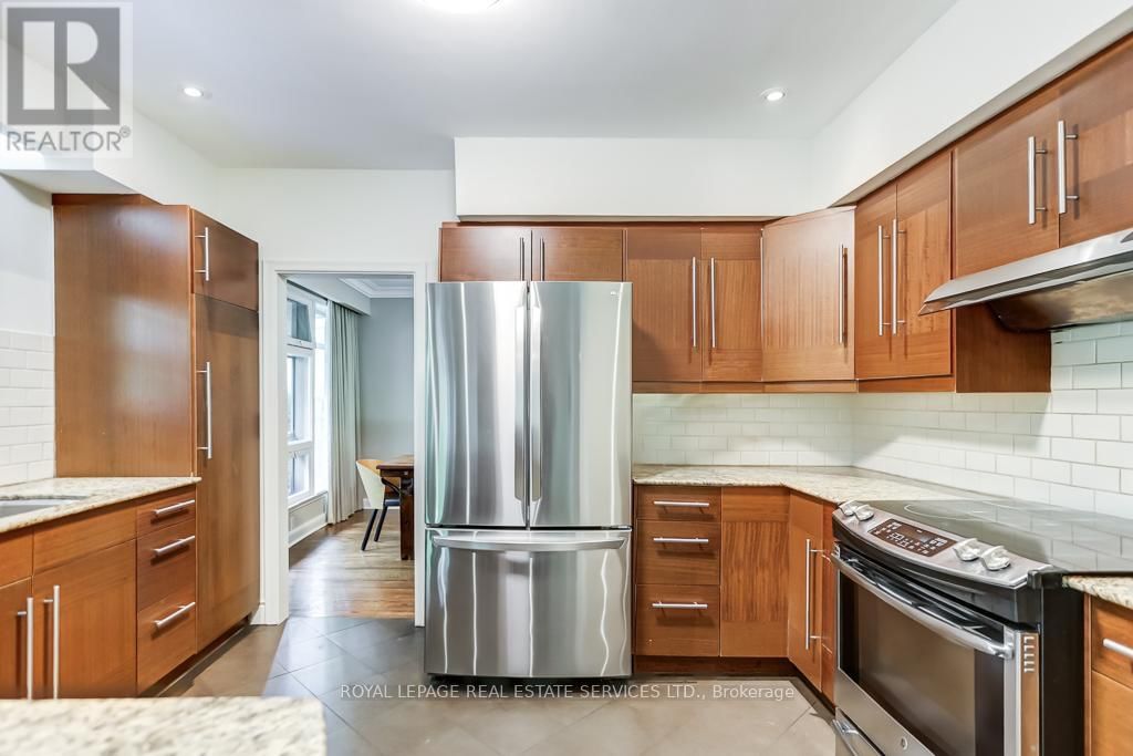 44 ANGLESEY BOULEVARD Image 17