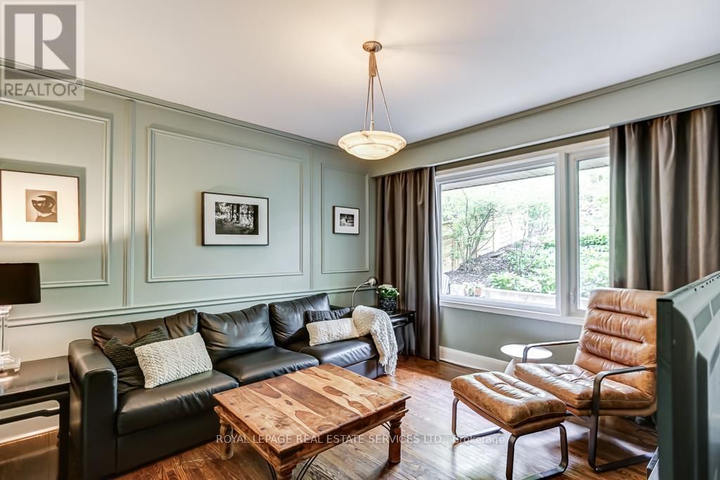 44 ANGLESEY BOULEVARD Image 20