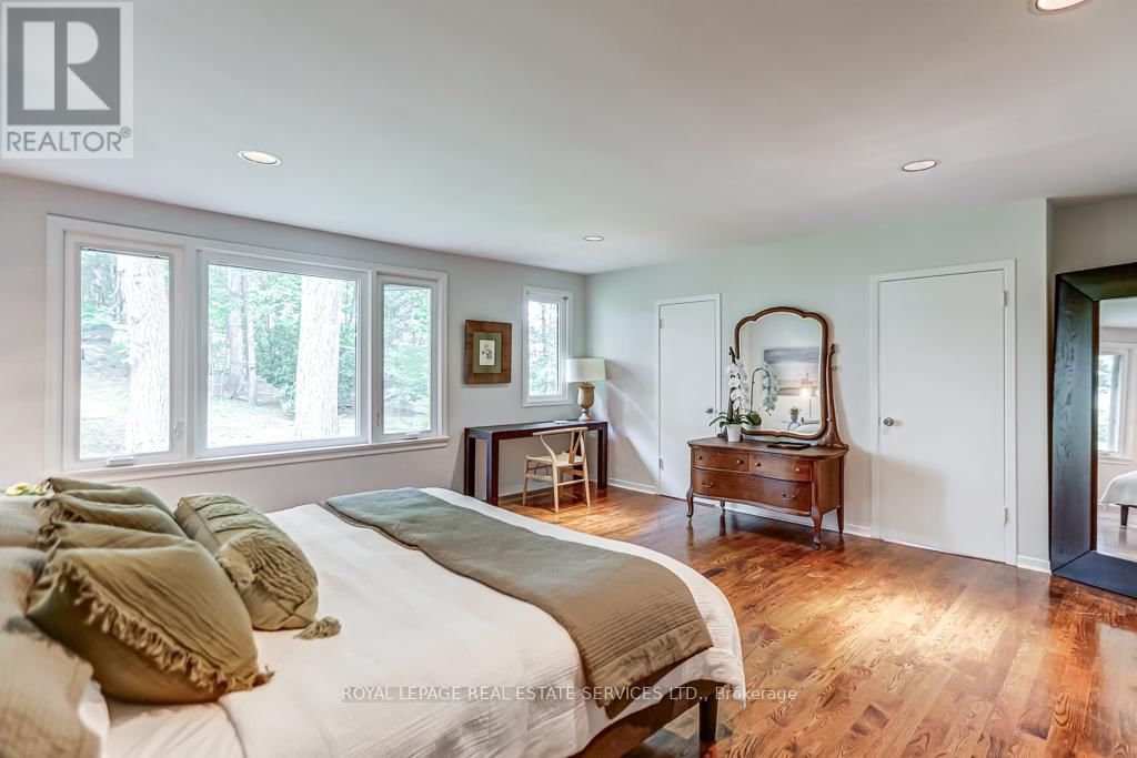 44 ANGLESEY BOULEVARD Image 27