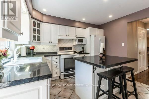 2099 BLACKSMITH LANE Image 17