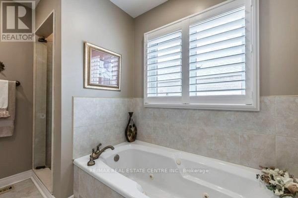 2099 BLACKSMITH LANE Image 32