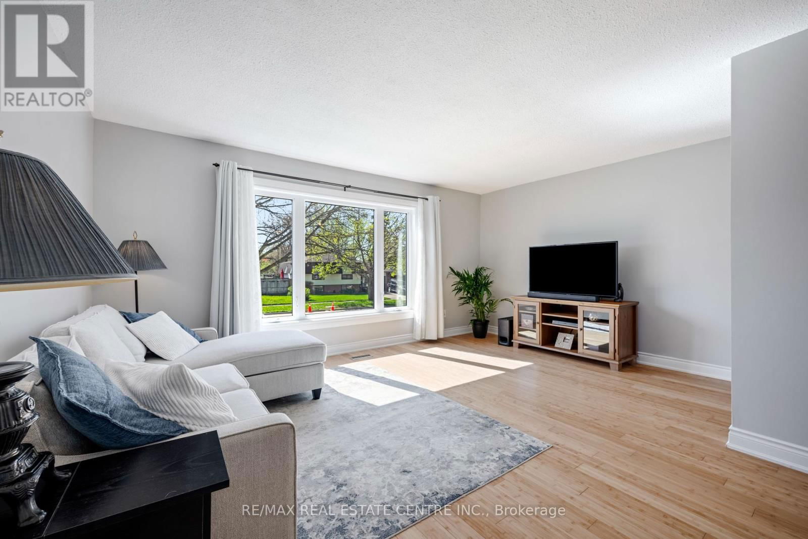 83 HIGHLAND DRIVE Image 13
