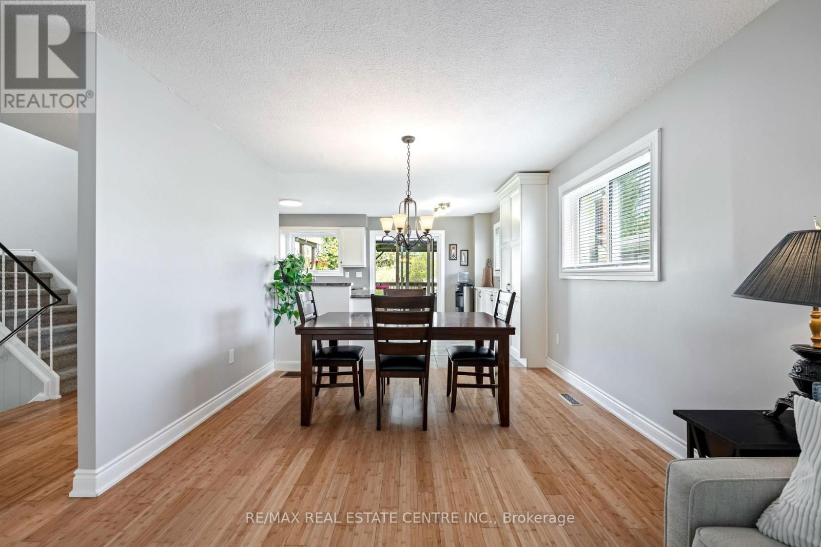 83 HIGHLAND DRIVE Image 15
