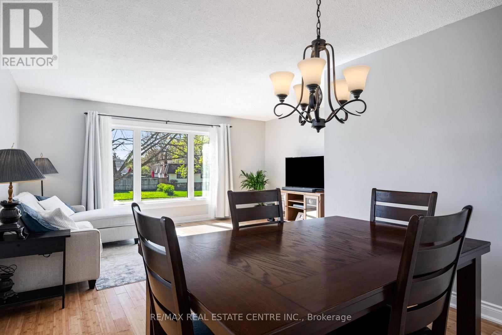 83 HIGHLAND DRIVE Image 17