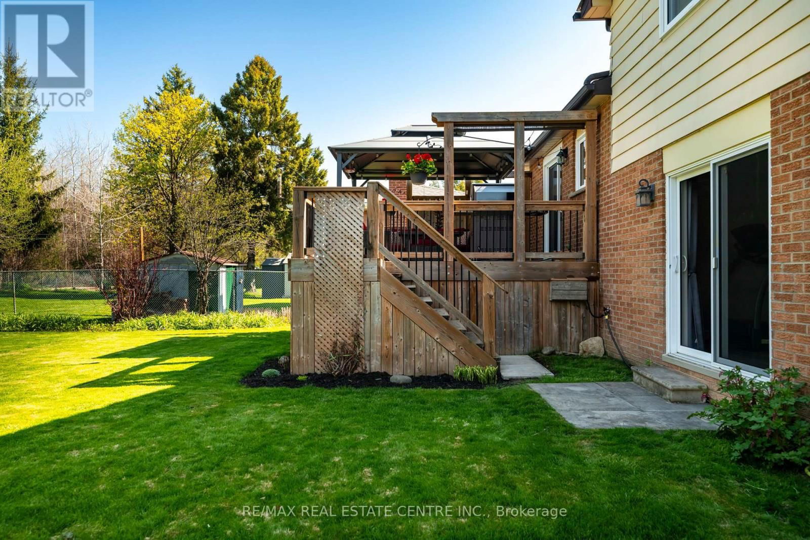 83 HIGHLAND DRIVE Image 3