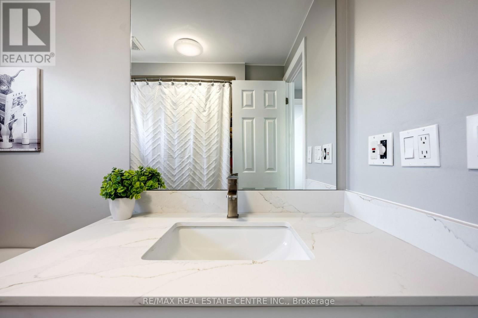 83 HIGHLAND DRIVE Image 31
