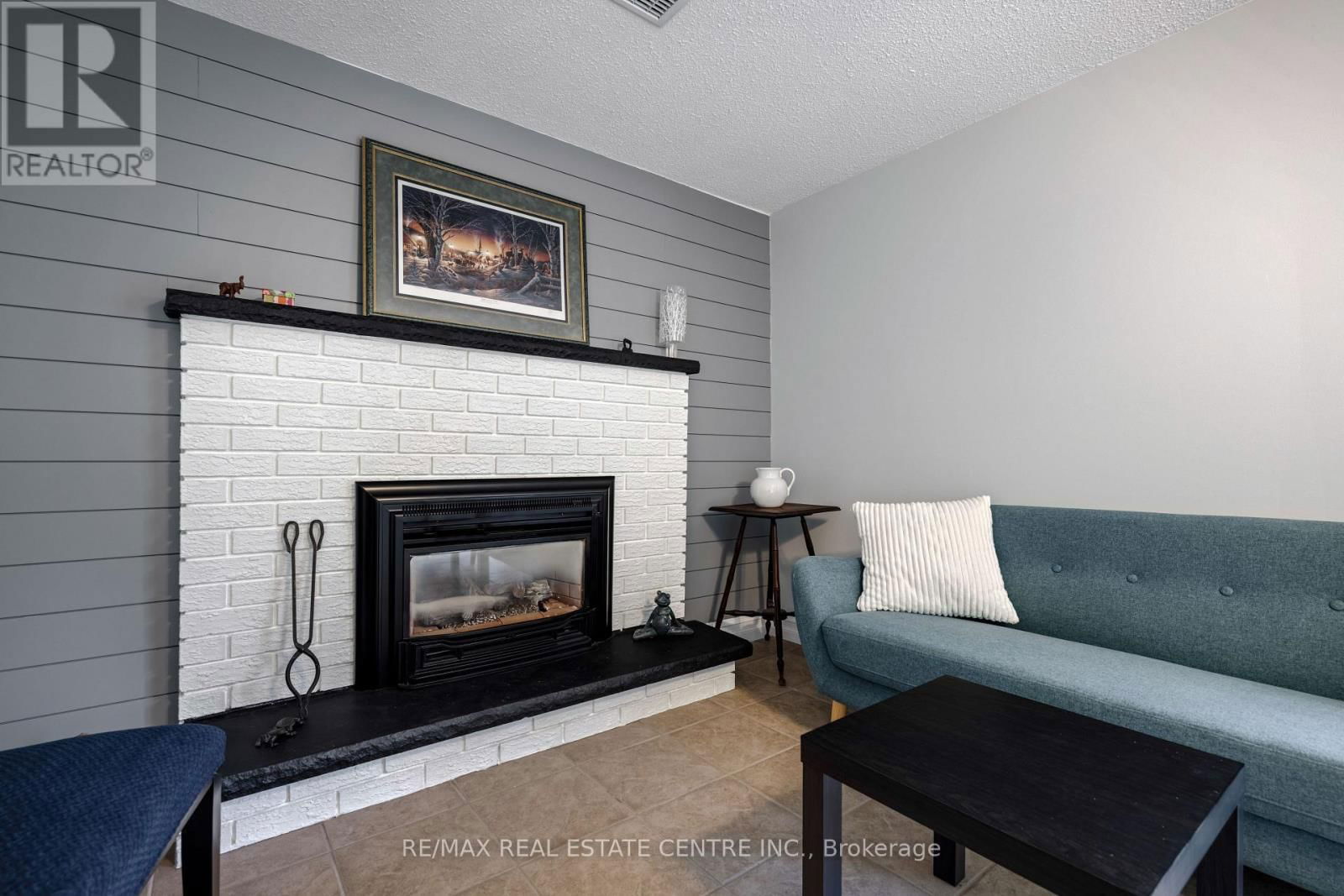 83 HIGHLAND DRIVE Image 36