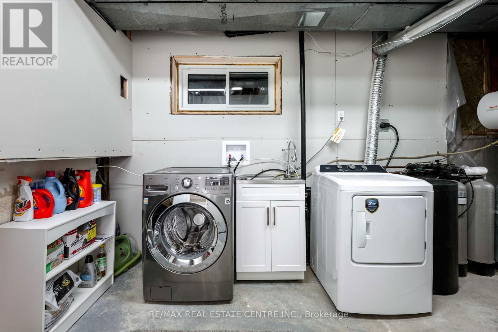 83 HIGHLAND DRIVE Image 44