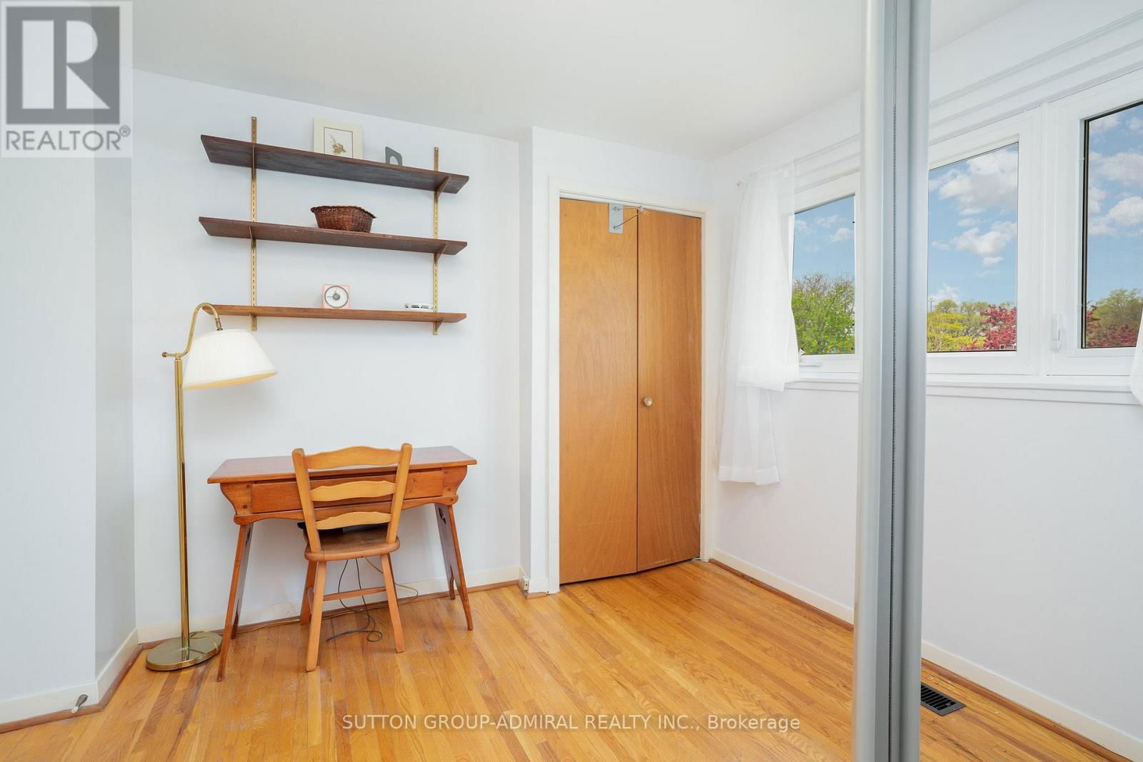 43 VANDERBRENT CRESCENT Image 20