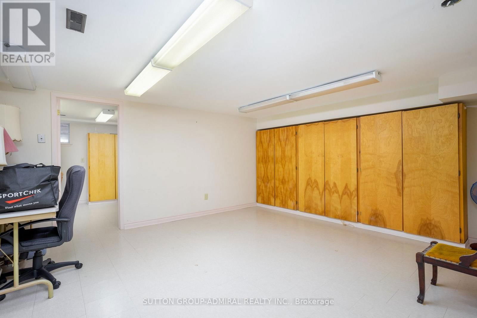 43 VANDERBRENT CRESCENT Image 24