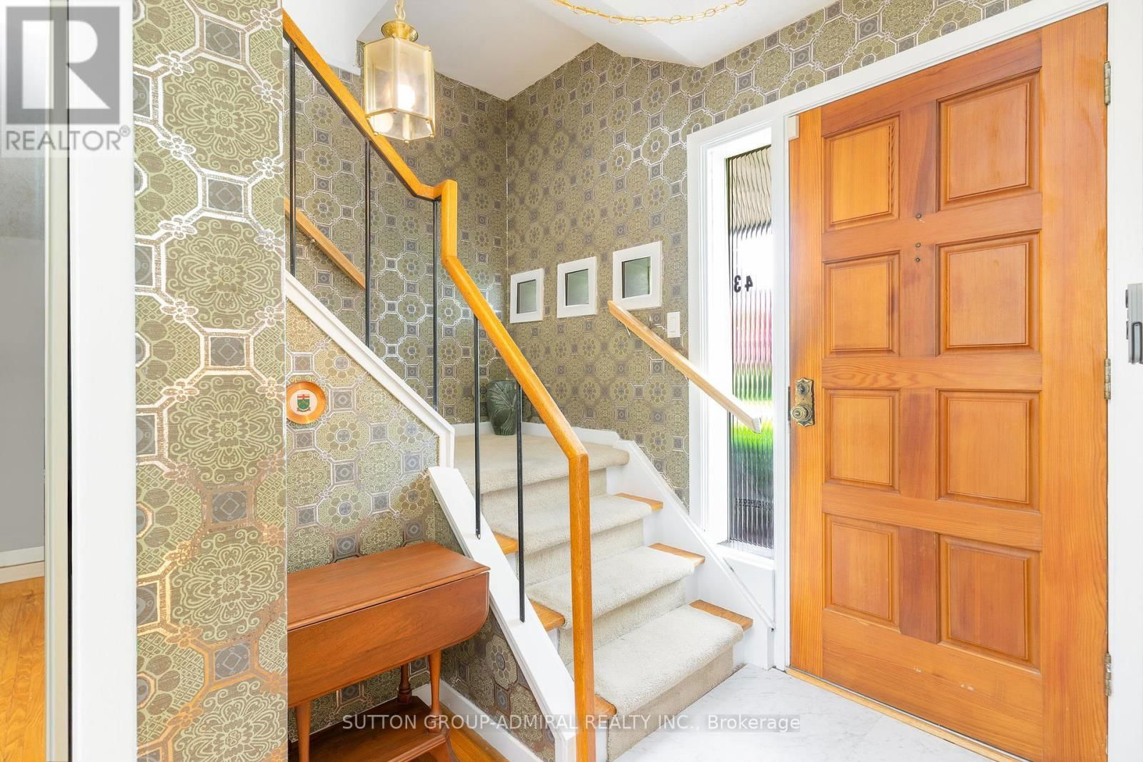 43 VANDERBRENT CRESCENT Image 4