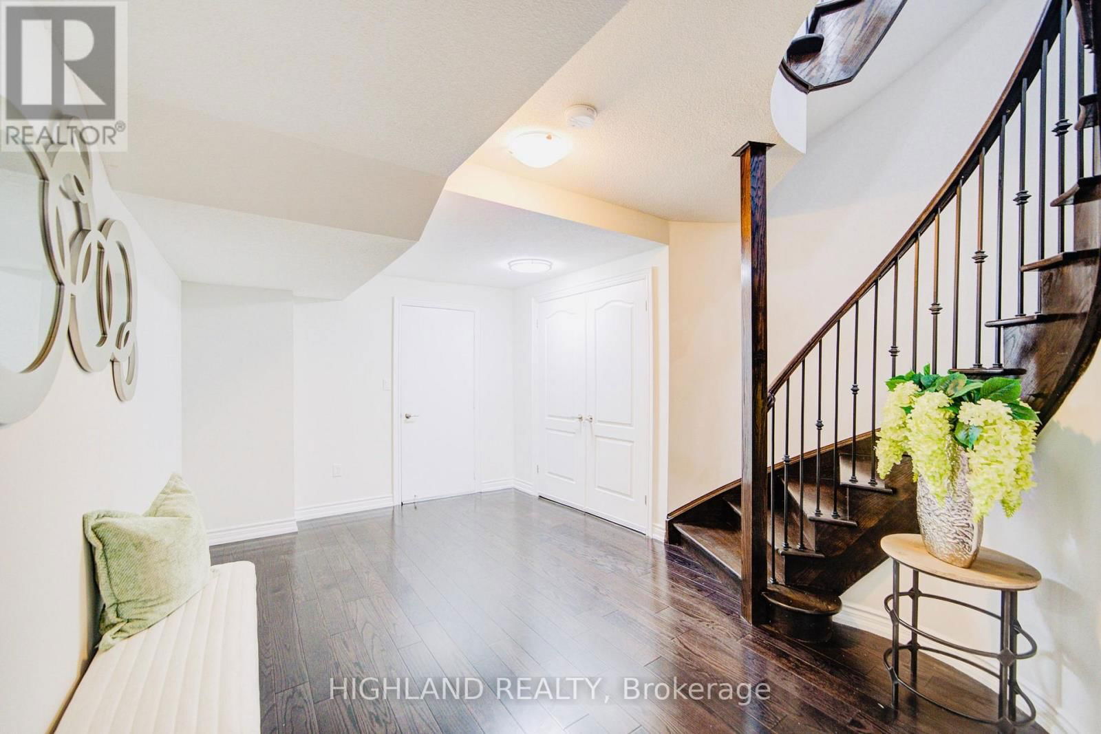 1342 KESTELL BOULEVARD Image 41