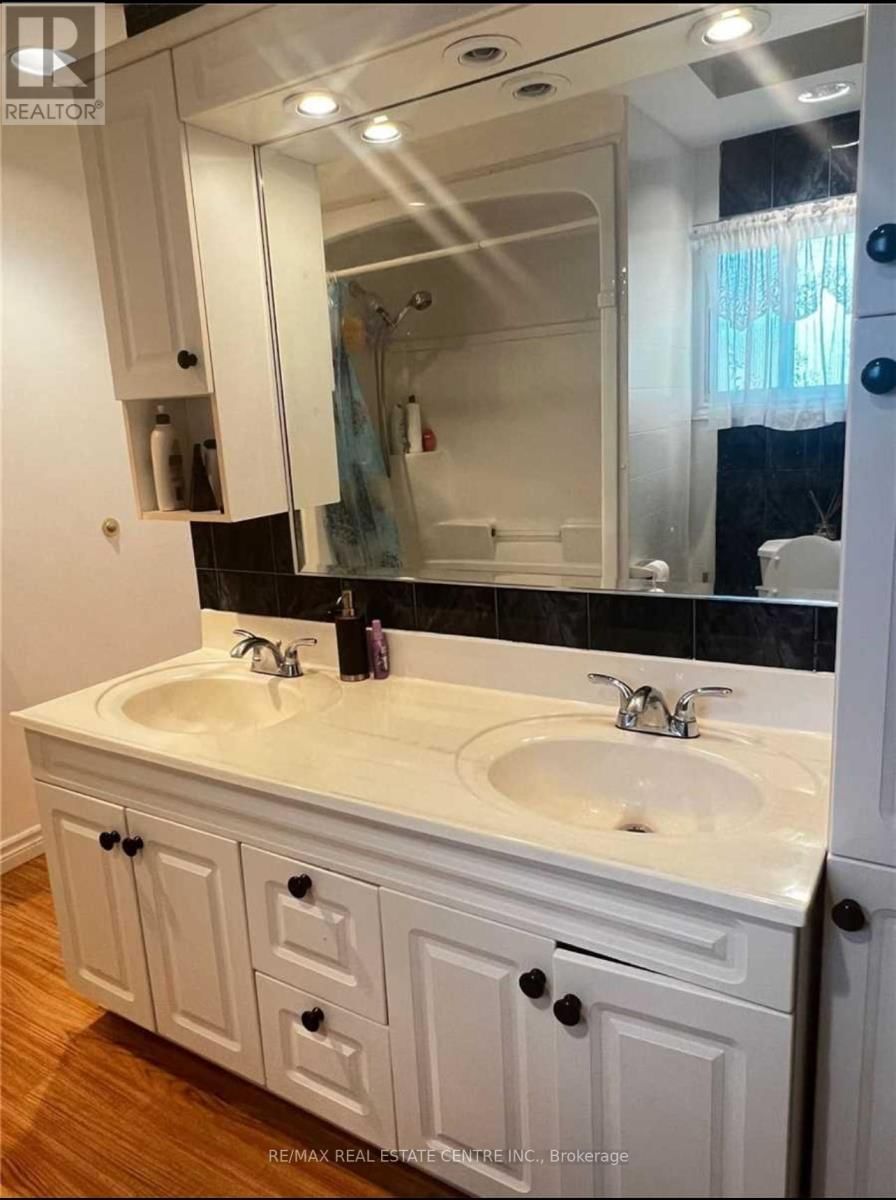 2419 BRASILIA CIRCLE Image 12