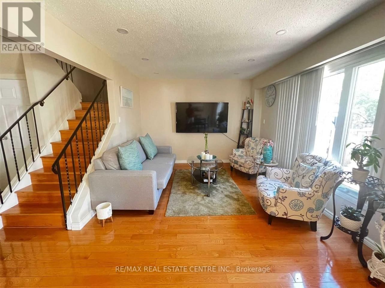2419 BRASILIA CIRCLE Image 5