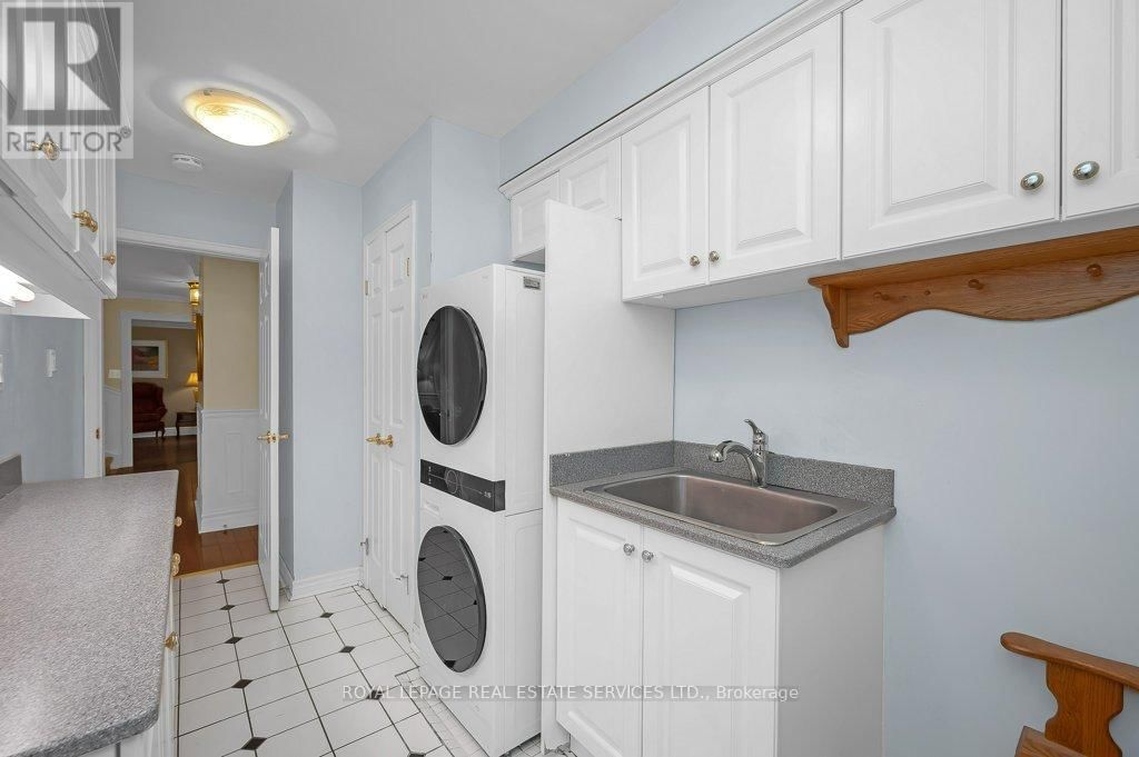 269 ROYAL OAK COURT Image 15