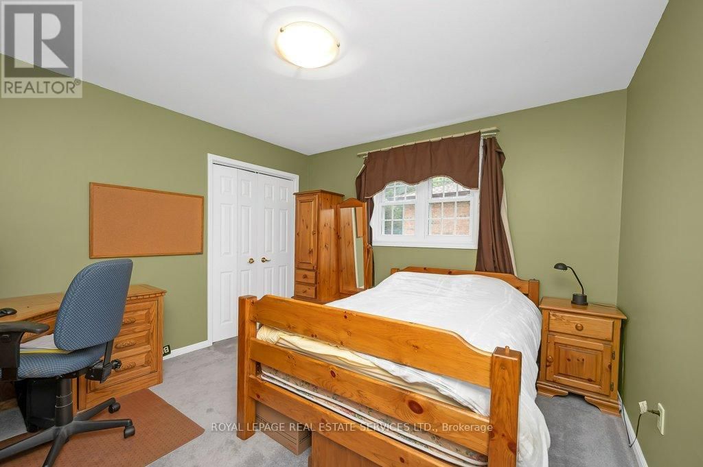 269 ROYAL OAK COURT Image 23