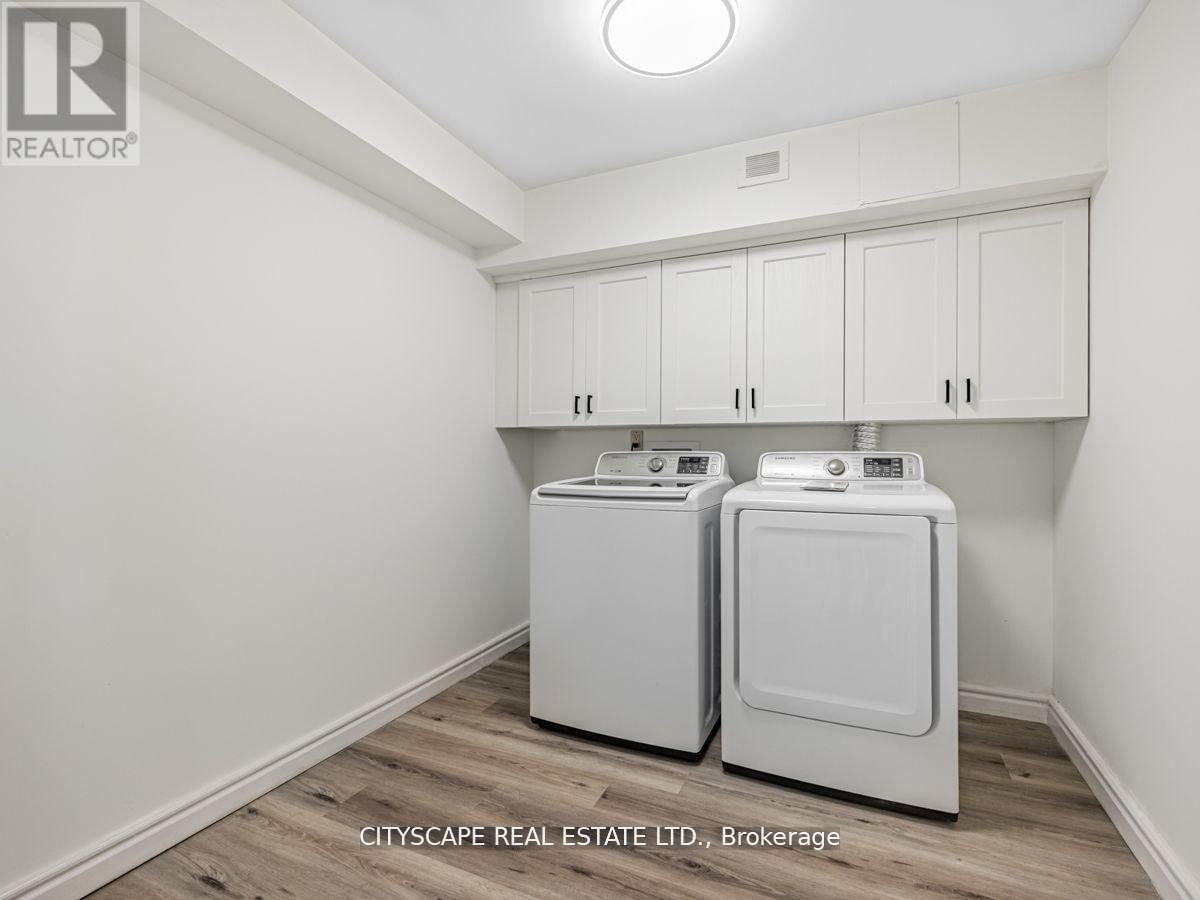 304 - 1320 MISSISSAUGA VALLEY BOULEVARD Image 16