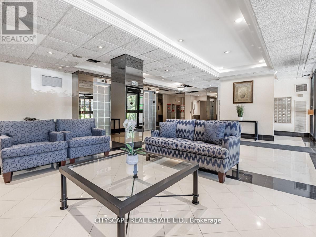 304 - 1320 MISSISSAUGA VALLEY BOULEVARD Image 4