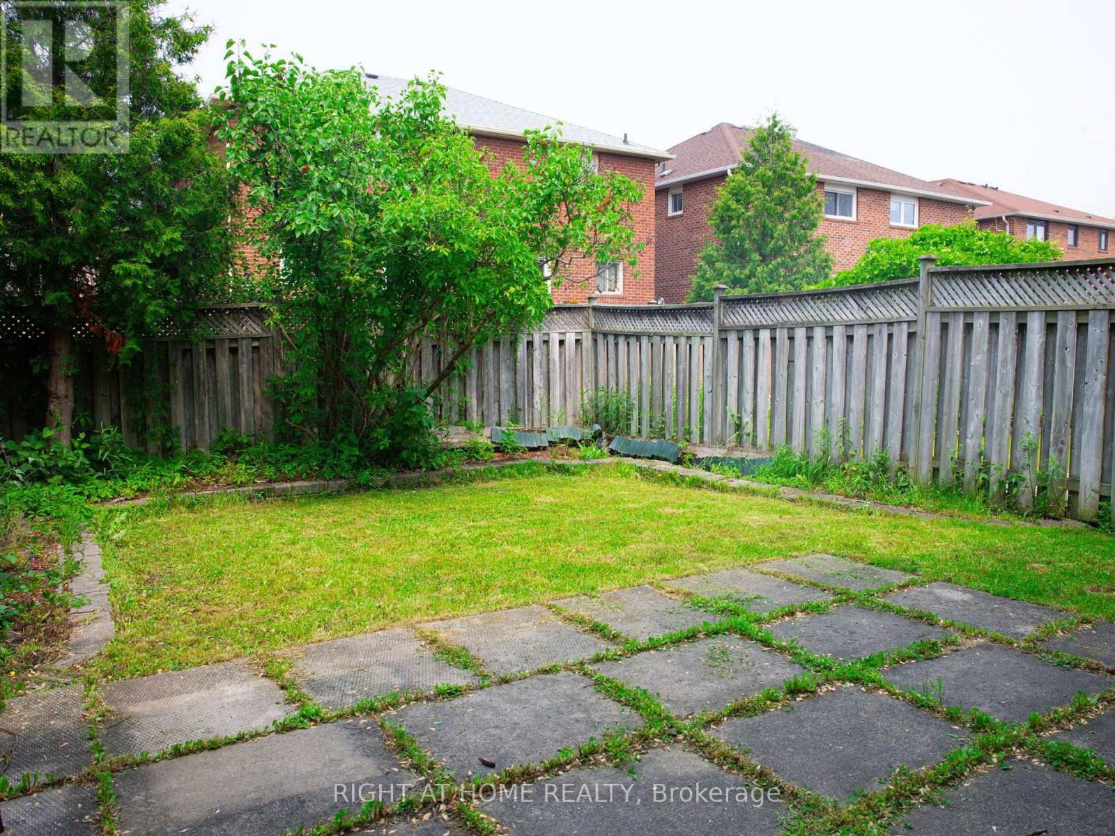 7031 GRAYDON COURT Image 38