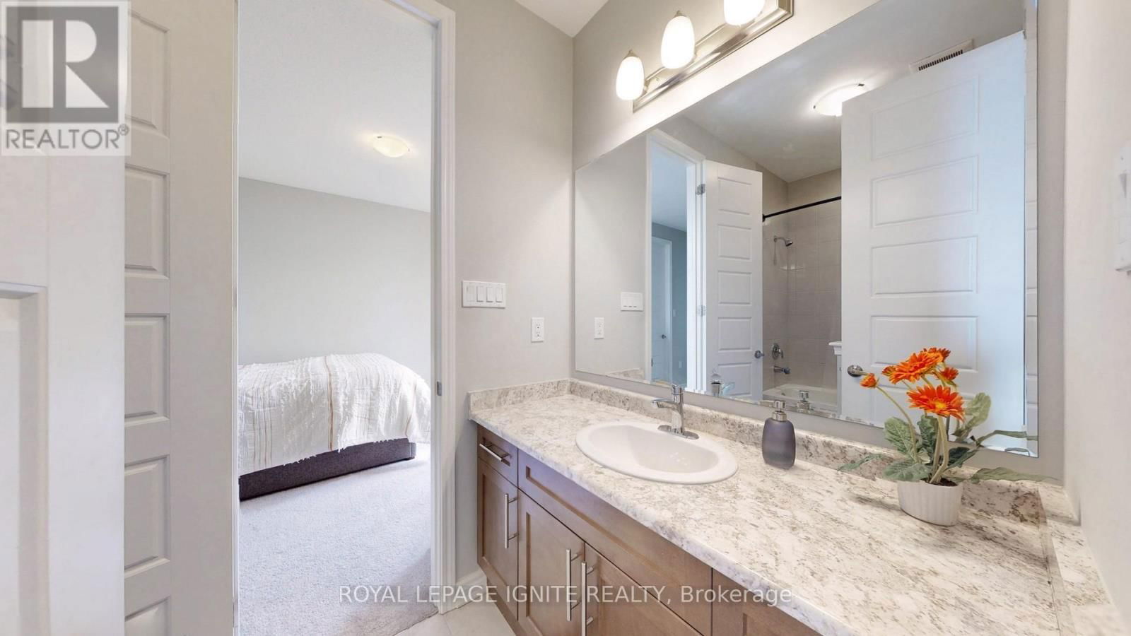 546 KENNEDY CIRCLE WEST Image 22