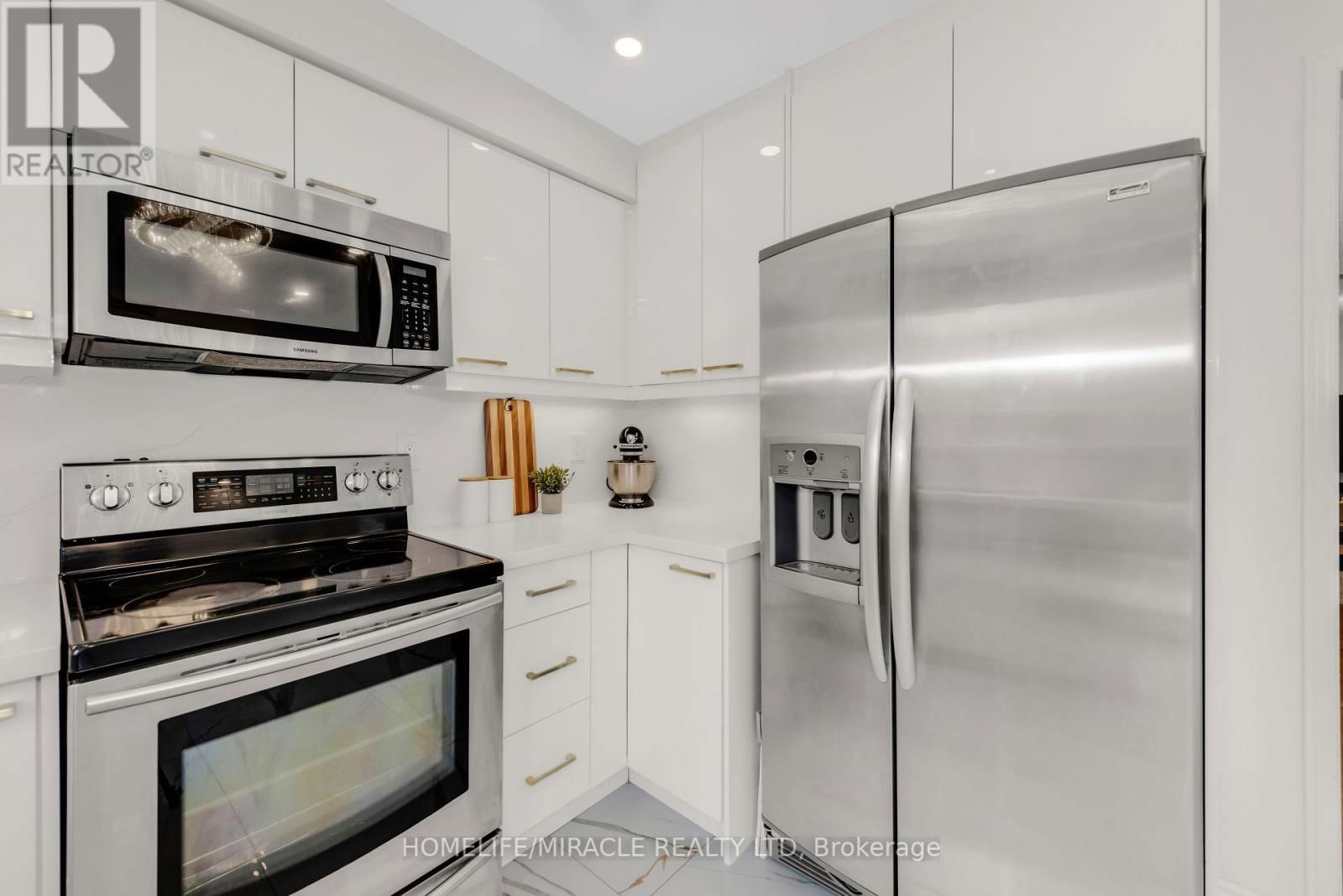 68 CARRIE CRESCENT Image 15