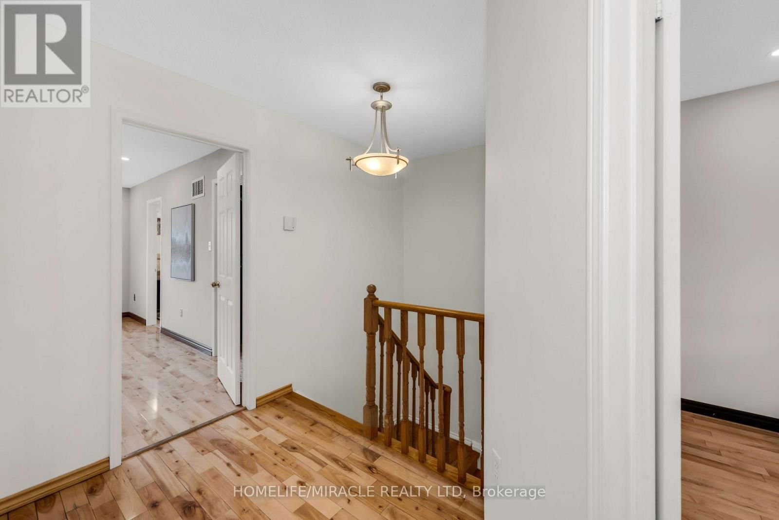 68 CARRIE CRESCENT Image 21
