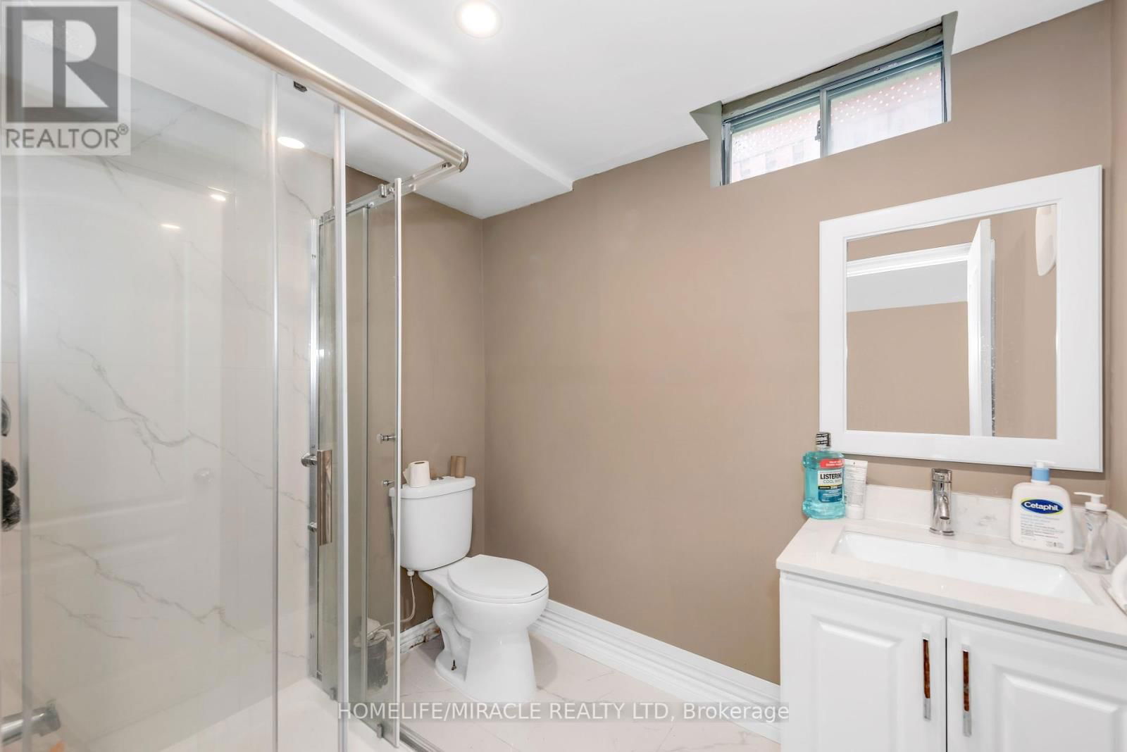 68 CARRIE CRESCENT Image 39