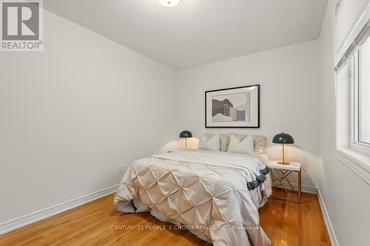 67 GALLUCCI CRESCENT Image 24
