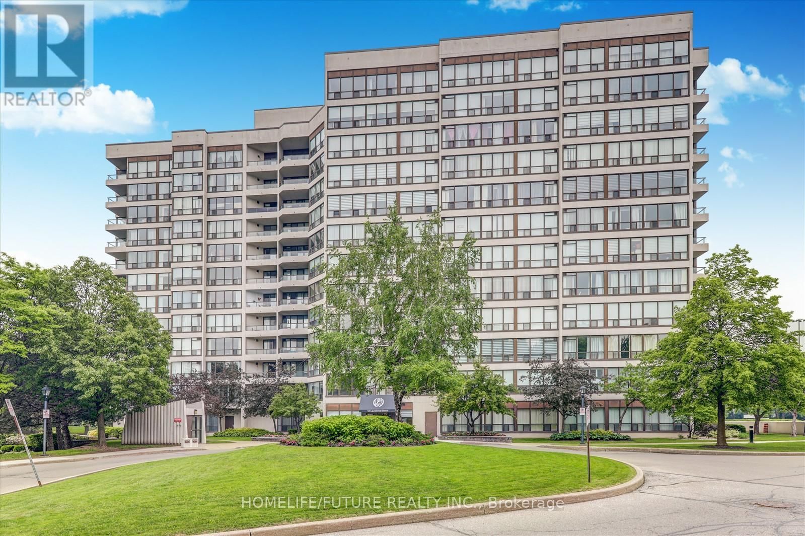 1004 - 12 LAURELCREST STREET Image 1