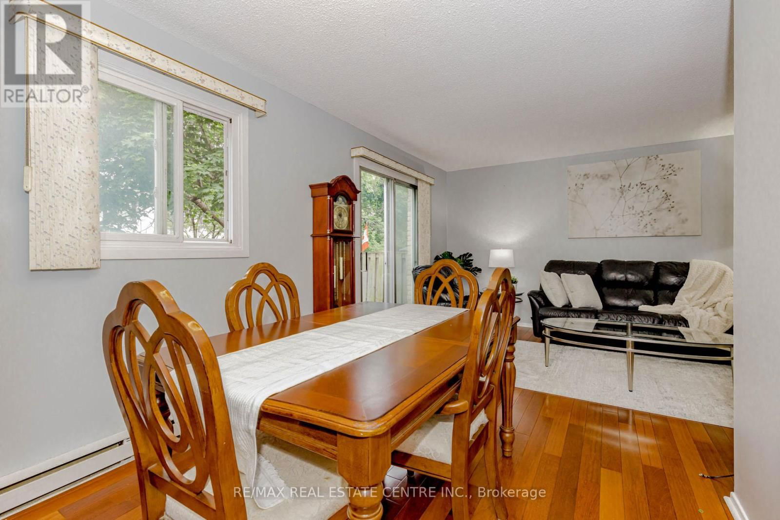 6 - 2701 AQUITAINE AVENUE Image 11