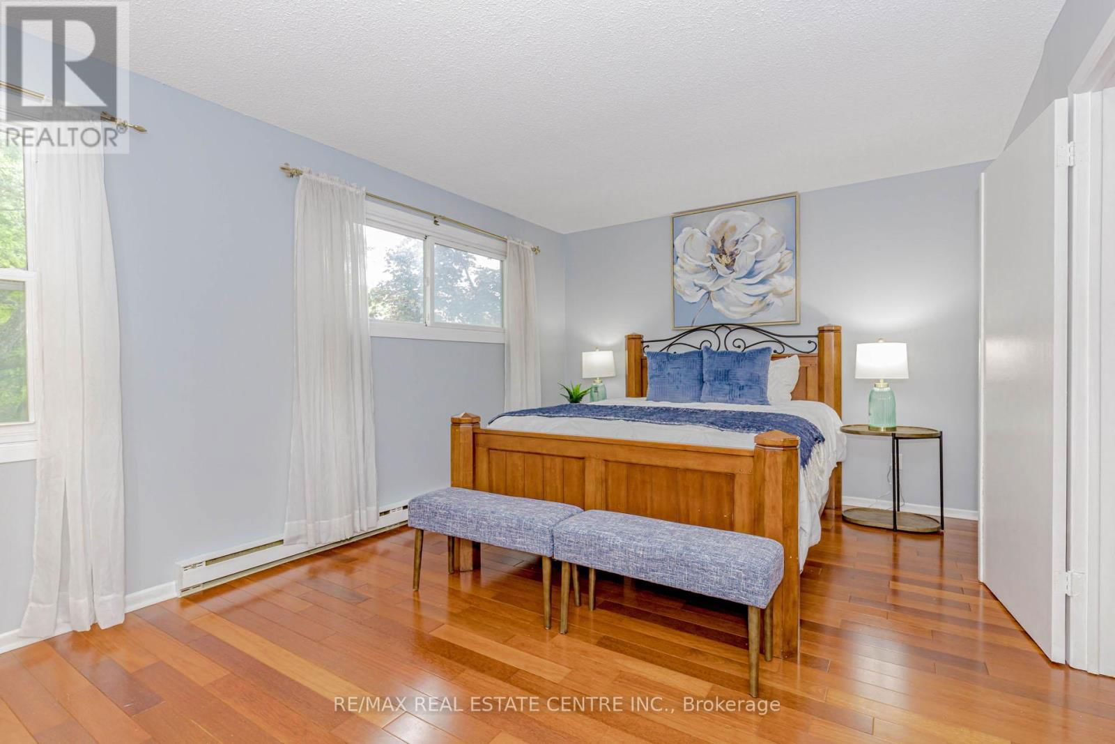 6 - 2701 AQUITAINE AVENUE Image 16