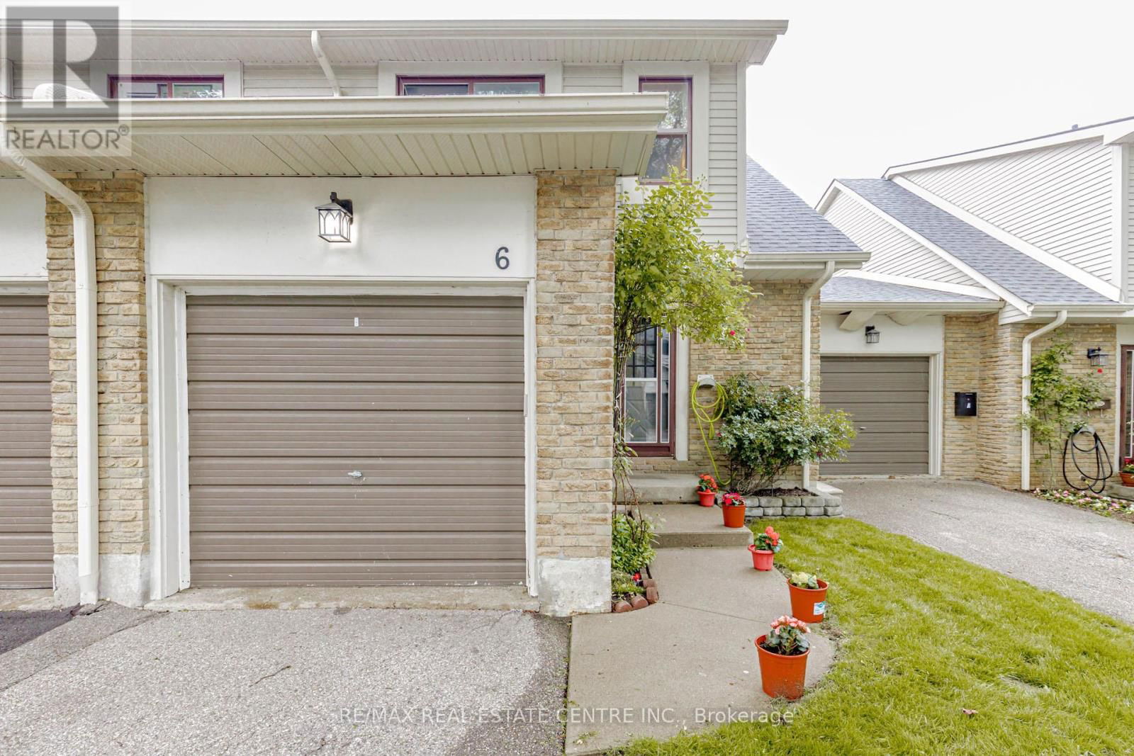 6 - 2701 AQUITAINE AVENUE Image 2