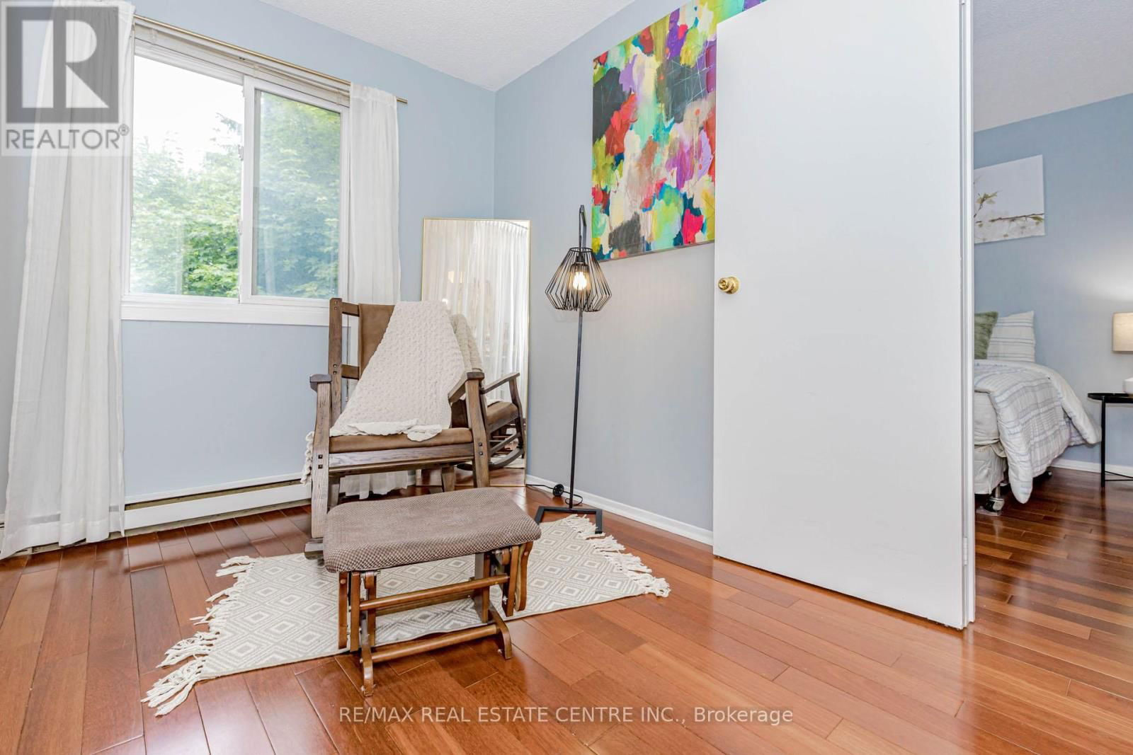 6 - 2701 AQUITAINE AVENUE Image 24